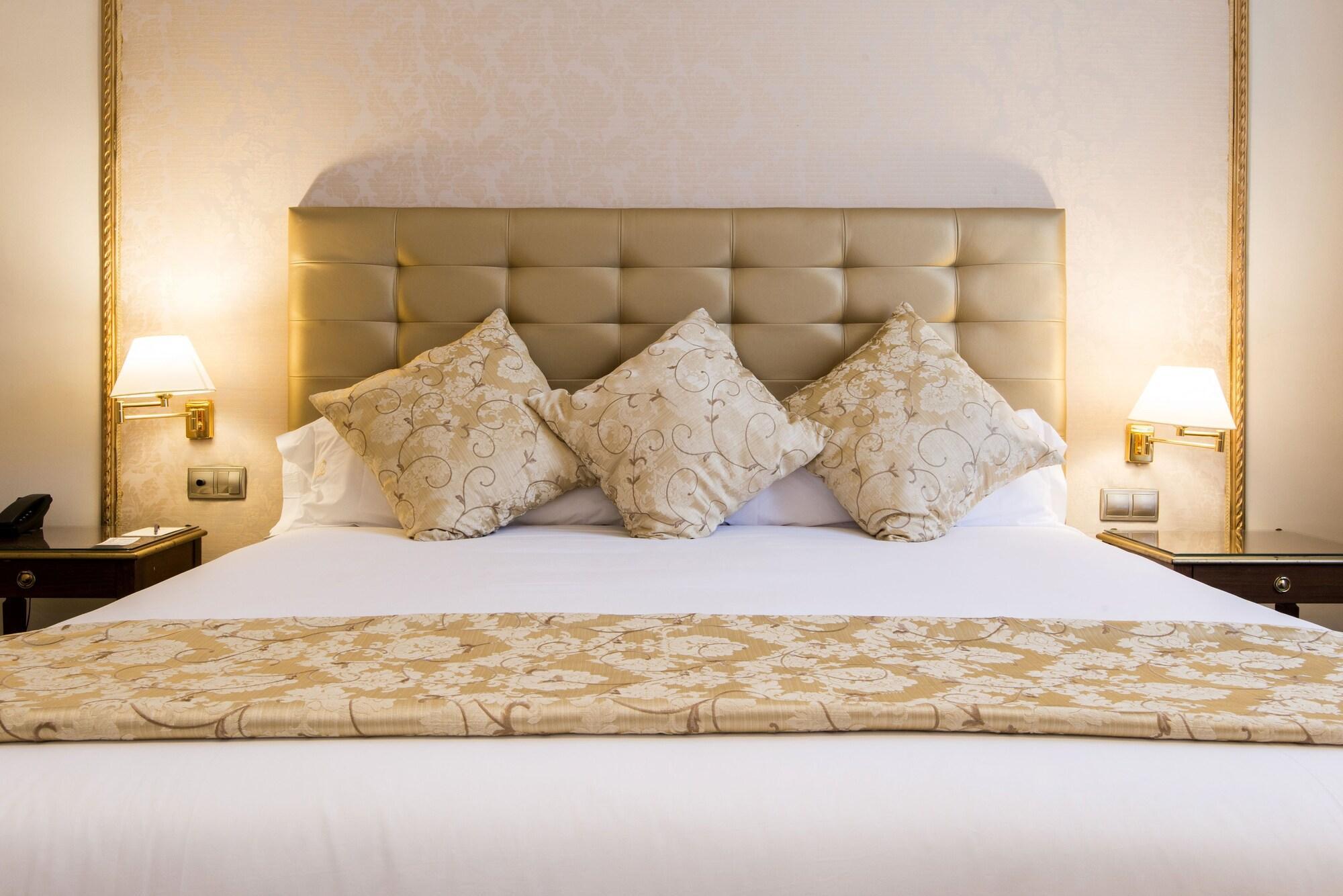 Hotel Roger De Lluria Barselona Dış mekan fotoğraf