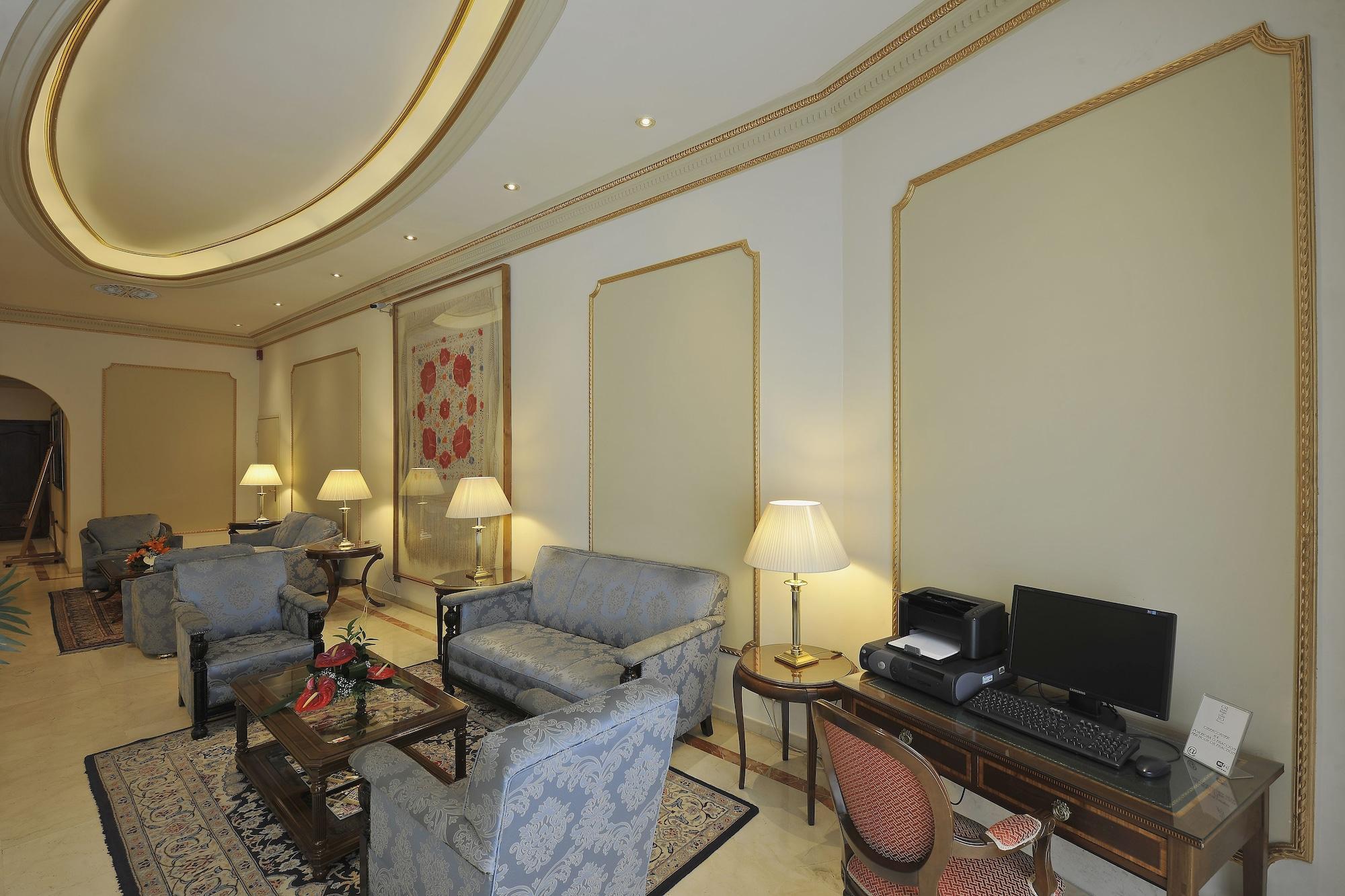 Hotel Roger De Lluria Barselona Dış mekan fotoğraf